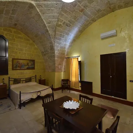 Studio Contrada Maesta - 3 * Sannicola